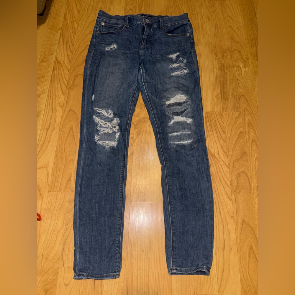 Mid rise Distressed Jeggings Size 6R